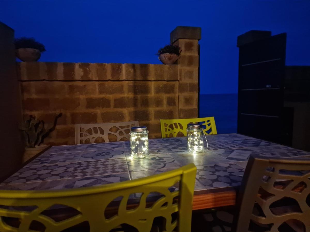 La Casa Sulla Spiaggia Marzamemi Exteriör bild