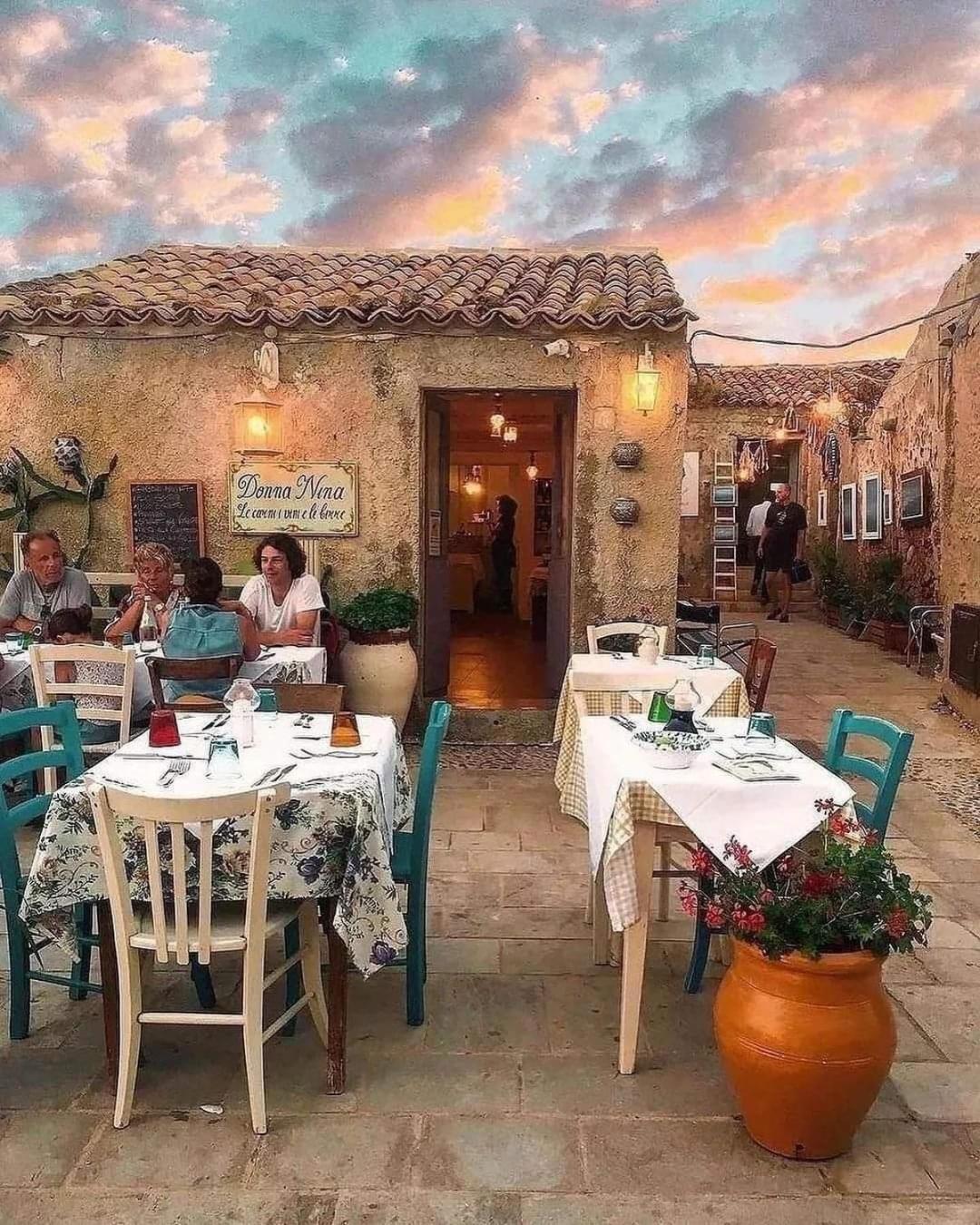 La Casa Sulla Spiaggia Marzamemi Exteriör bild